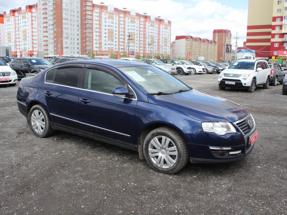 Volkswagen Passat b6 седан синий