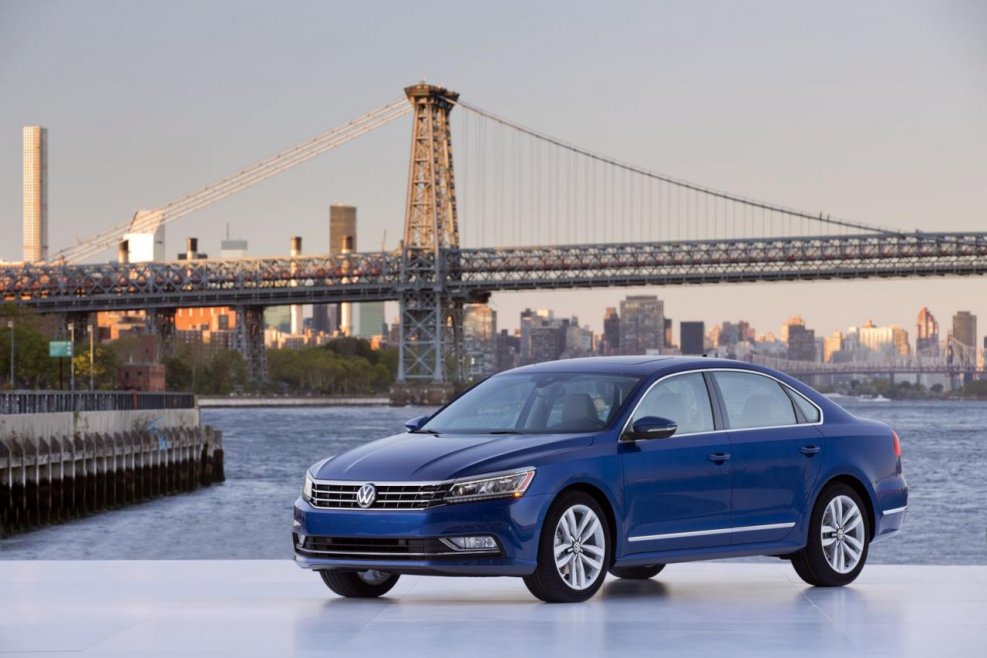 Volkswagen Passat 2016 Blu