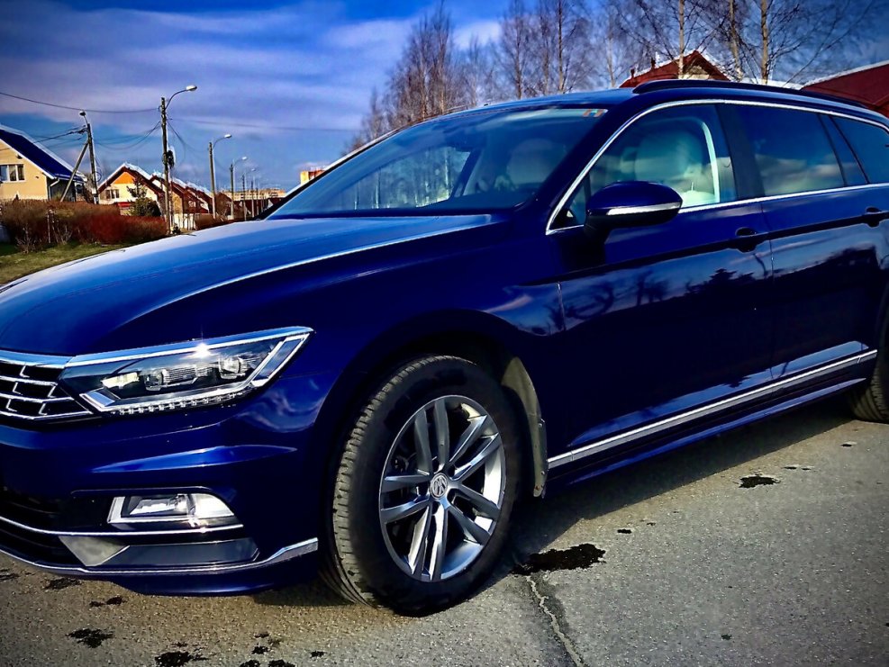 Passat b8 синий