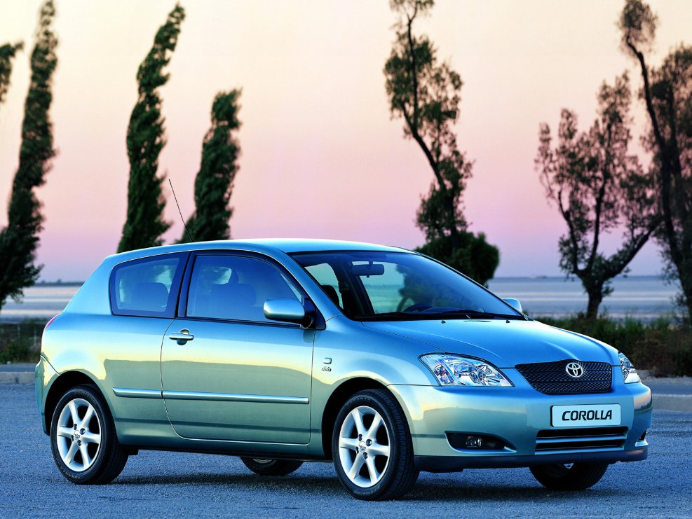 Toyota Corolla e120 хэтчбек