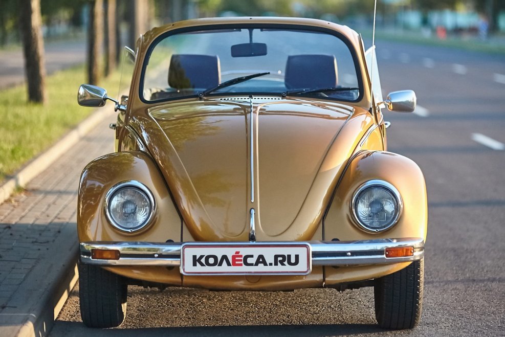 Volkswagen Käfer 2003 салон