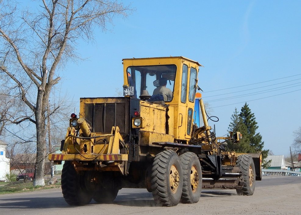 Грейдер ДЗ 148