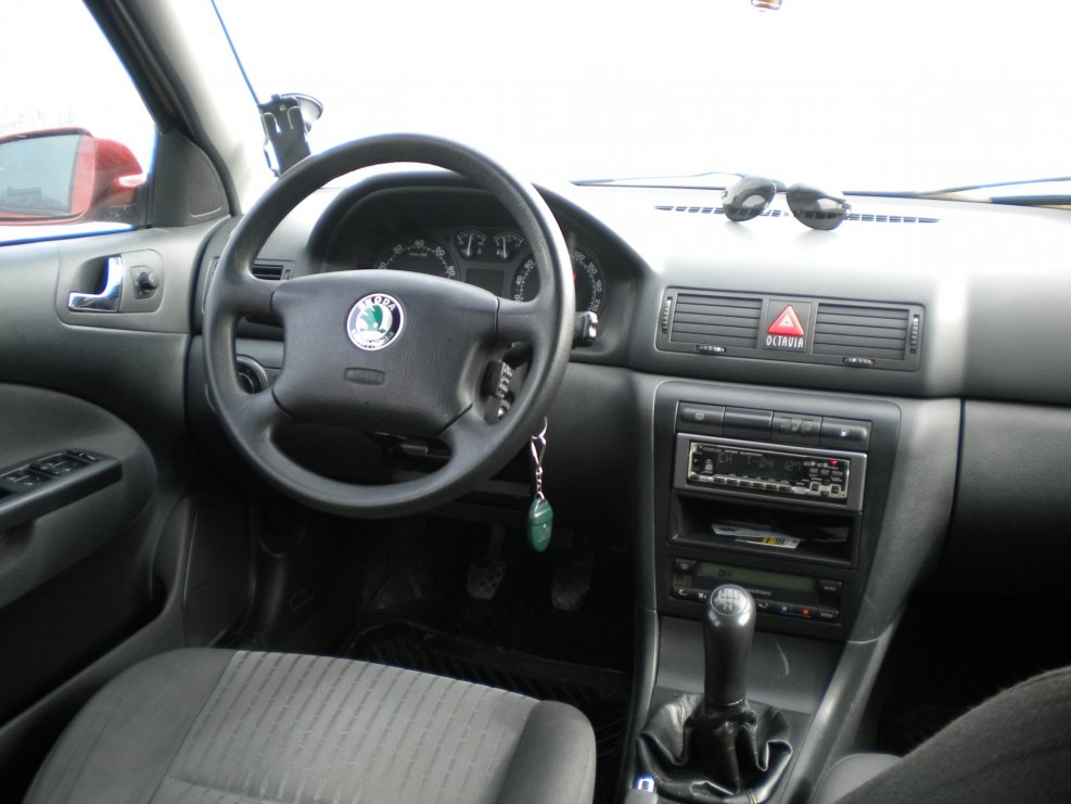 Skoda Octavia Tour 2009 салон