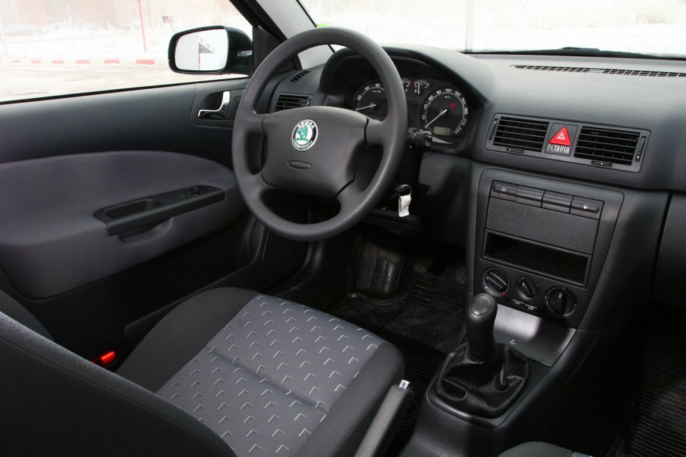 Skoda Octavia Tour 2006 салон