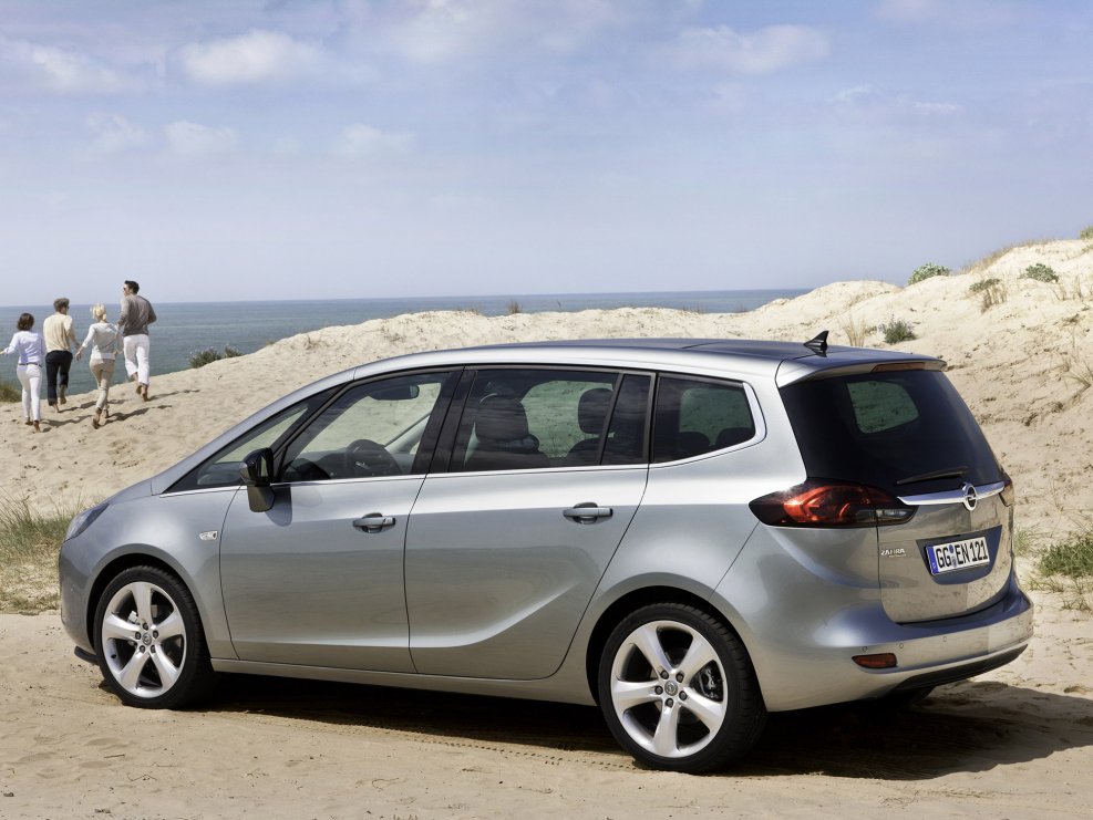 Opel Zafira Tourer 2012