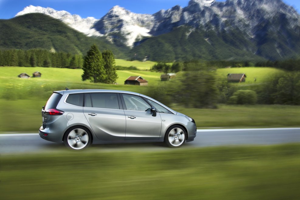 Opel Zafira Tourer 2013