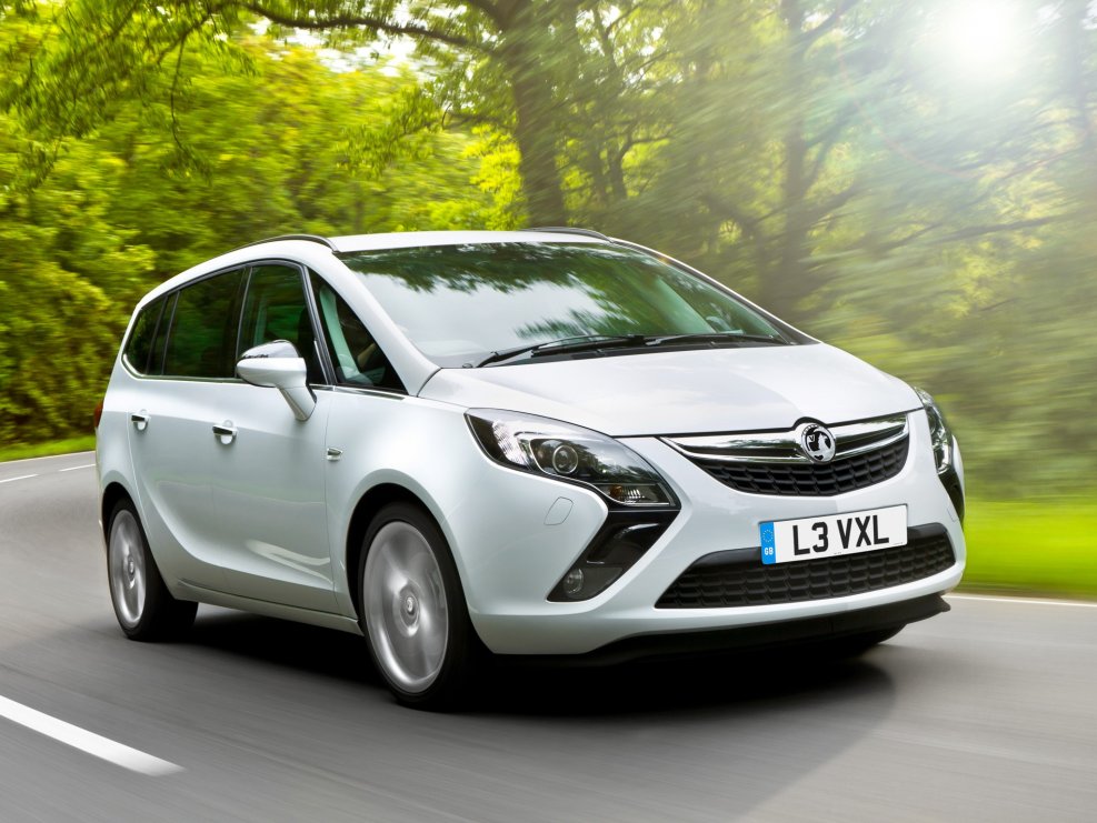 Opel Zafira Tourer 2011