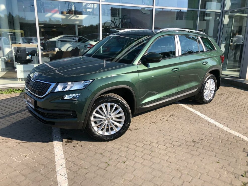 Skoda Kodiaq зеленый Emerald