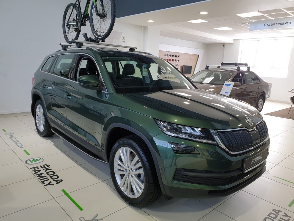 Skoda Kodiaq зеленый
