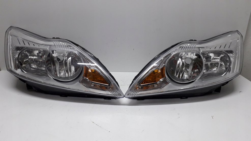 Ford Focus 2 реснички