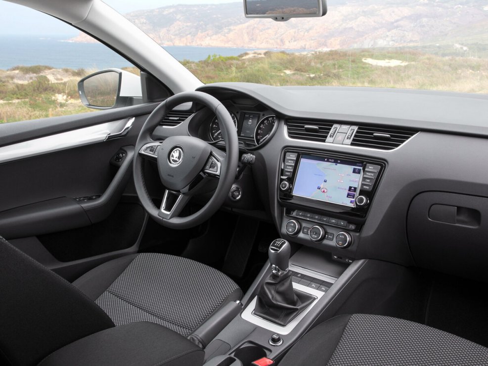 Skoda Octavia a7 Interior