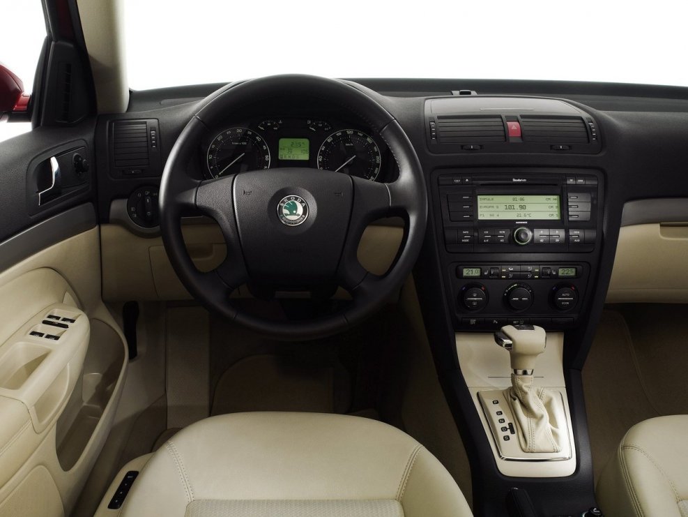 Skoda Octavia 2004 салон