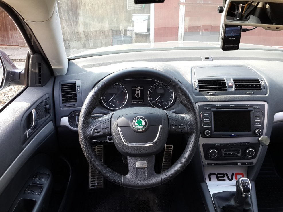 Octavia a5 2012 салон