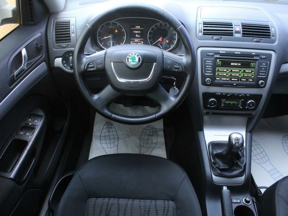 Skoda Octavia a5 Рестайлинг салон
