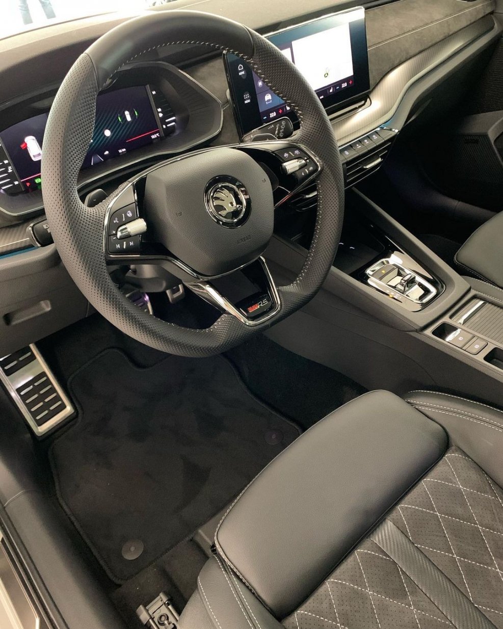 Skoda Octavia 2021 салон