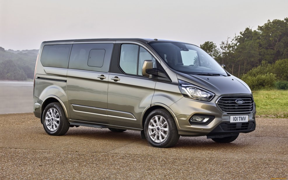 Ford Tourneo Custom 2013