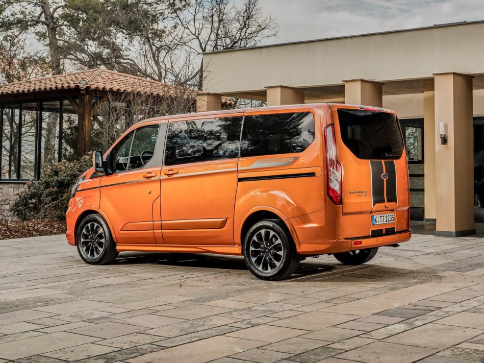 Ford Tourneo Custom 2012