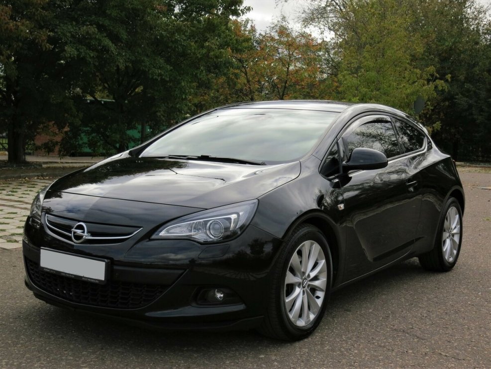 Opel Astra j черный