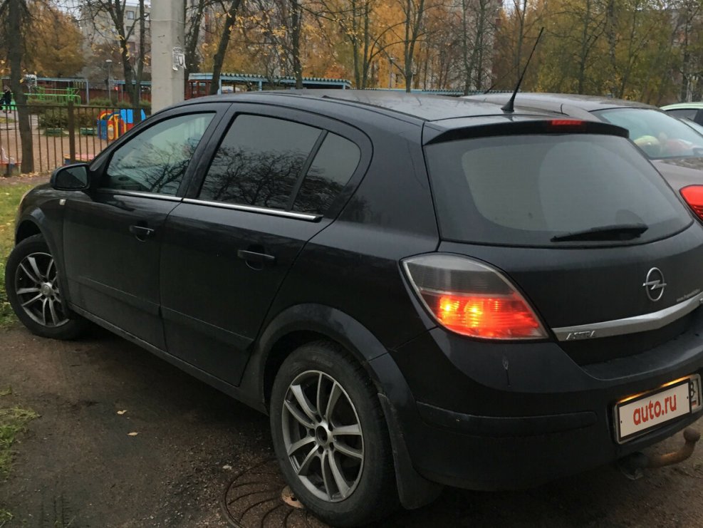 Опель Астра h хэтчбек черный