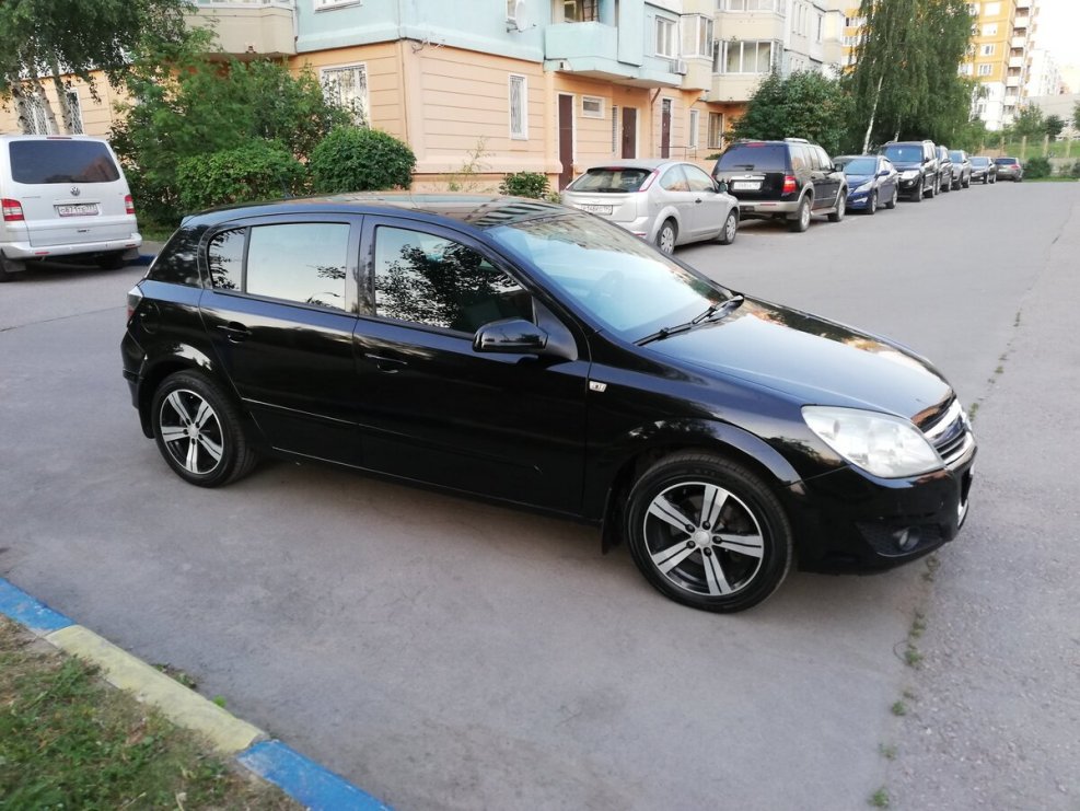 Opel Astra 2007 хэтчбек черный