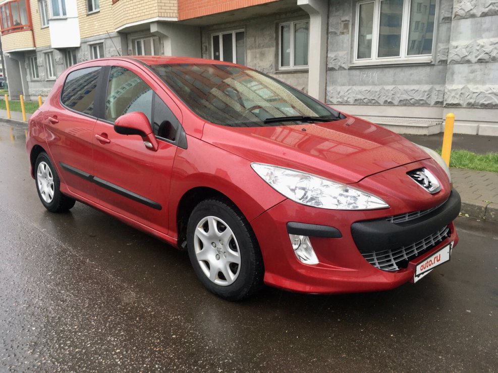 Пежо 308 красная 2008