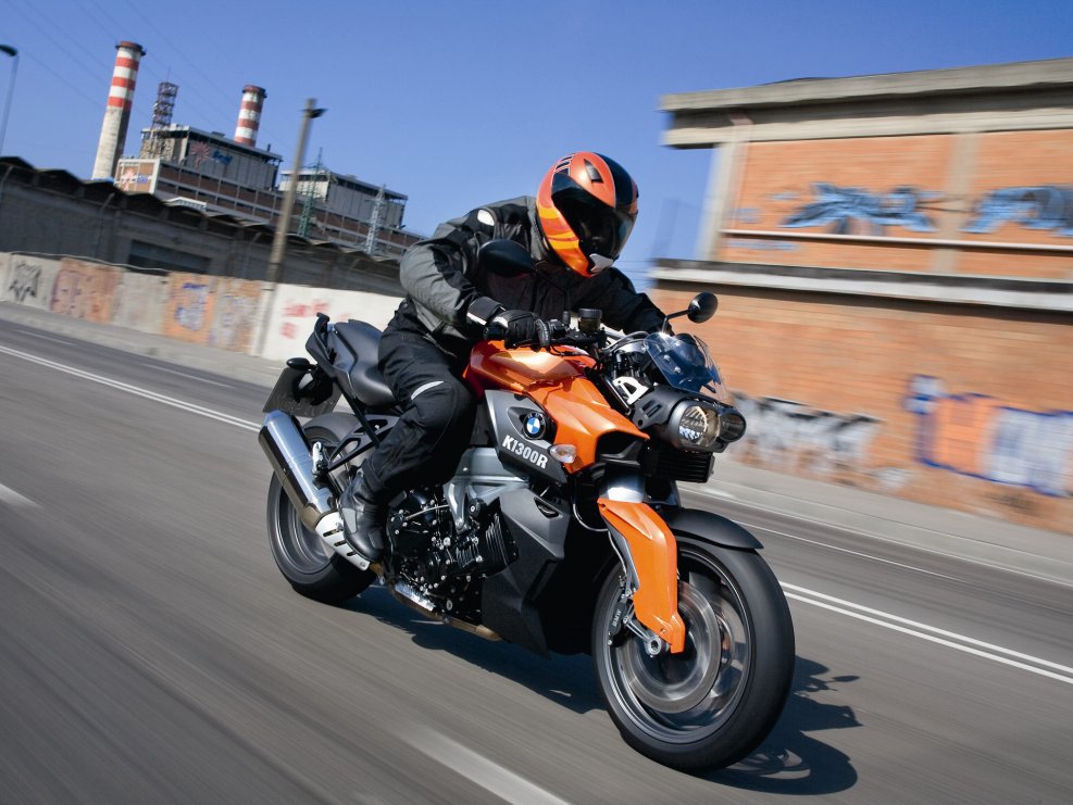 BMW Moto нейкид