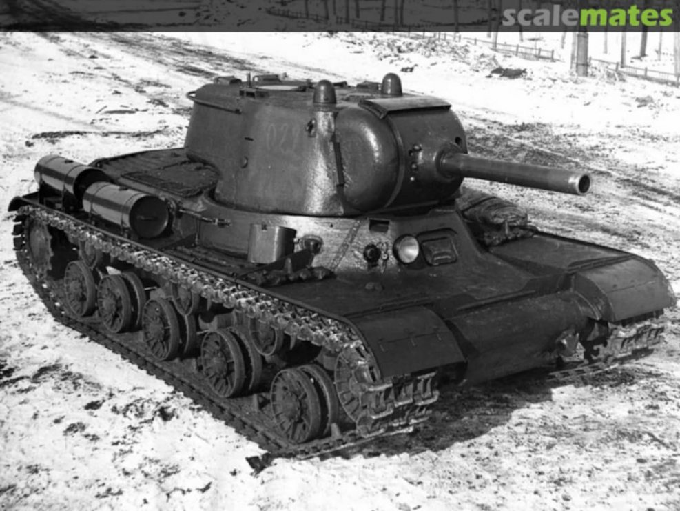 Советский танк ИС 1