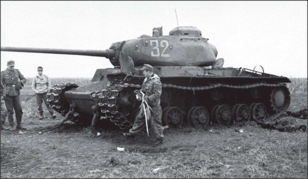 Кв-85 тяжёлый танк подбитый