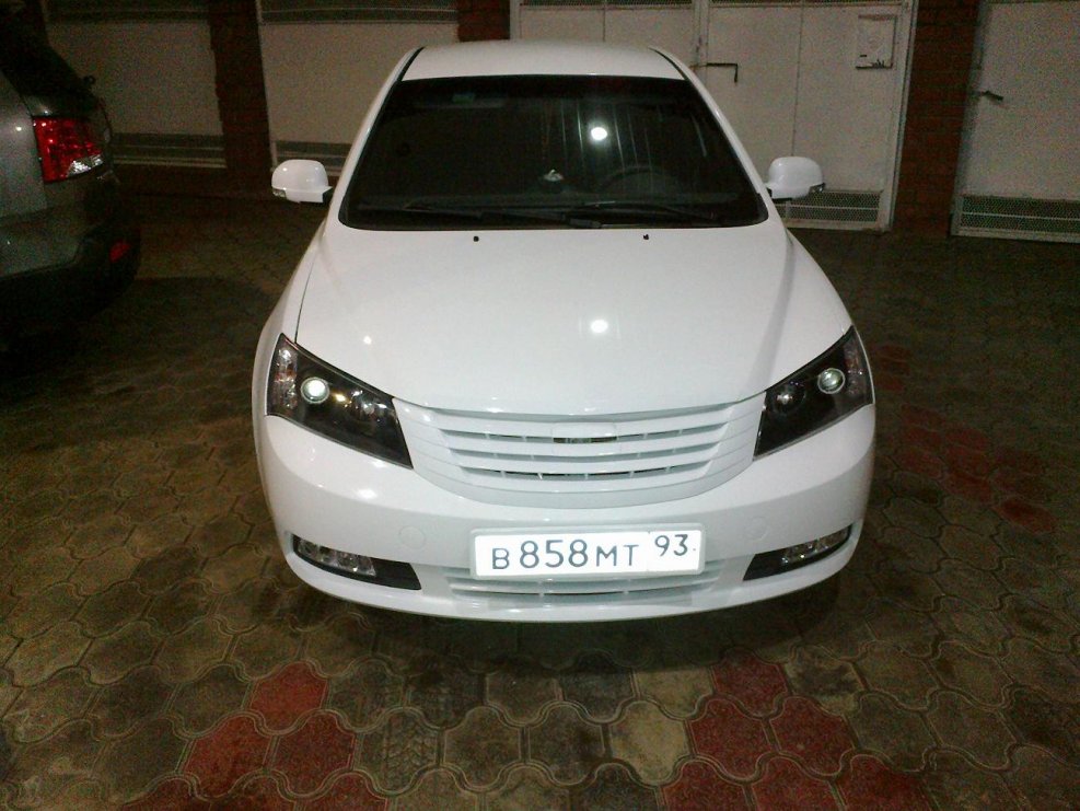 Тонировка фар Geely Emgrand ec7 белая