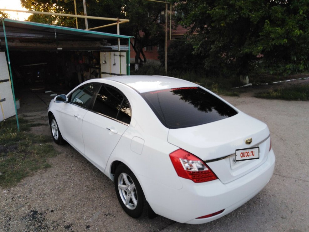 Geely Emgrand ec7 белый