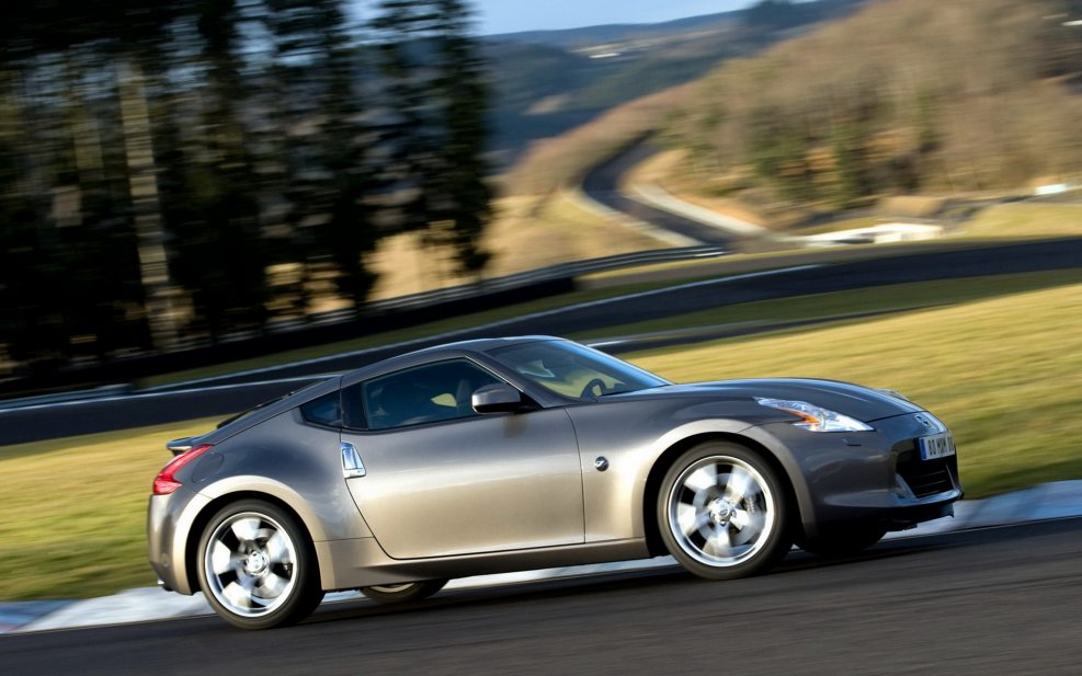 Спортивный Ниссан 2009 370z
