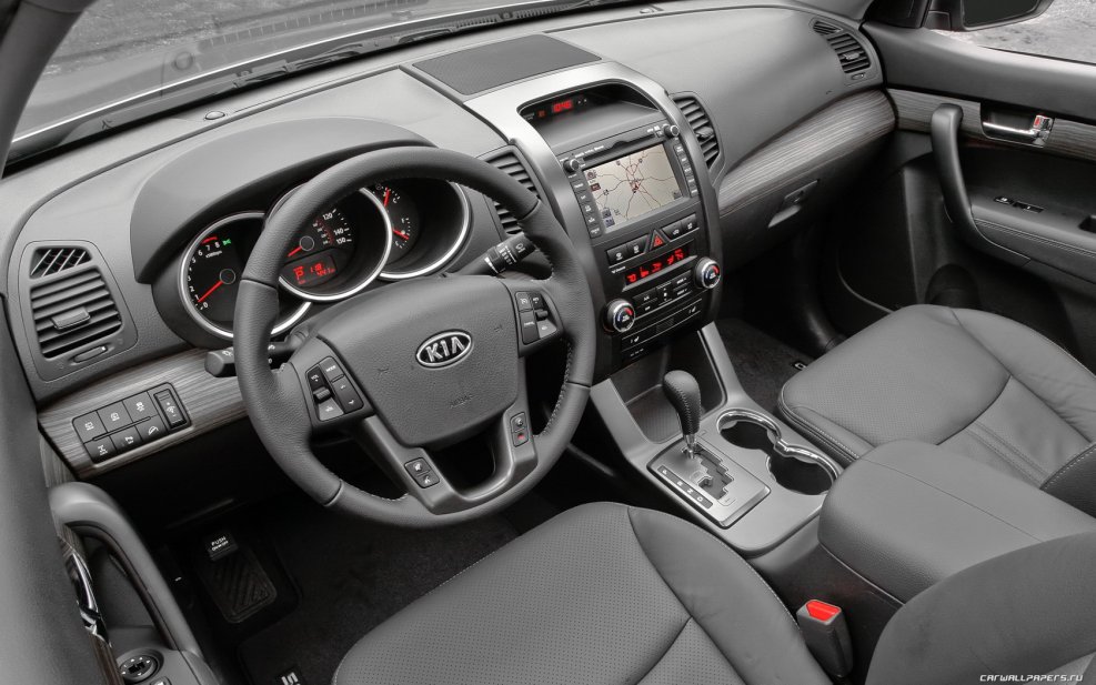 Kia Sorento 2011 салон