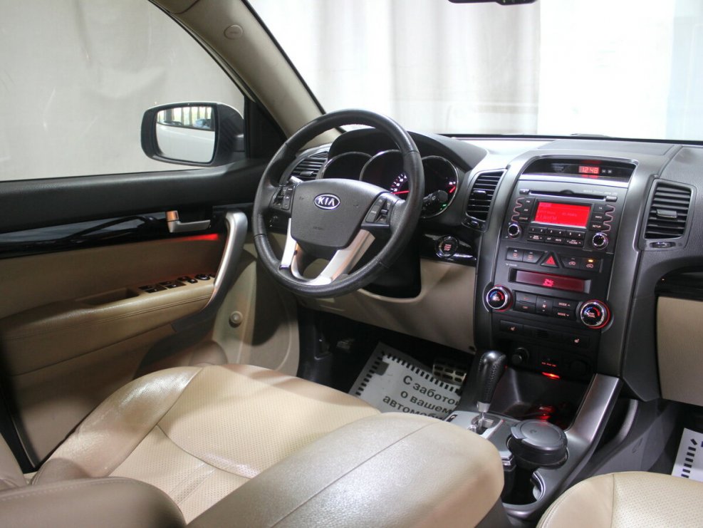 Kia Sorento 2009 салон