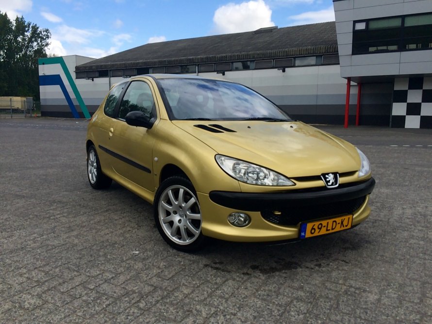 Peugeot 206 2001