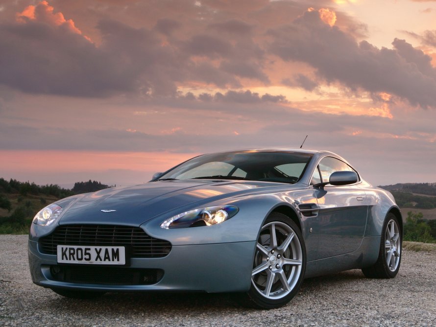 Aston Martin v8 Vantage 2005