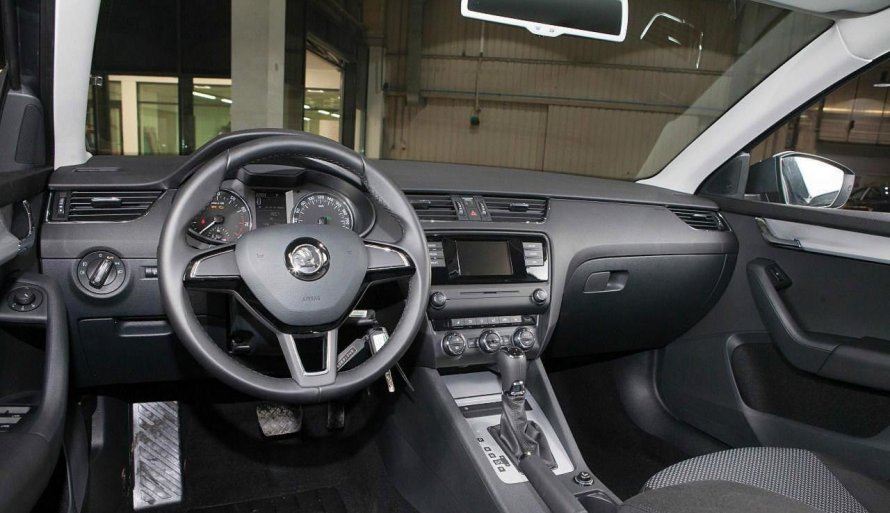 Octavia a7 салон
