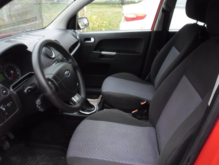 Ford Fusion 1.4 МТ, 2008, салон
