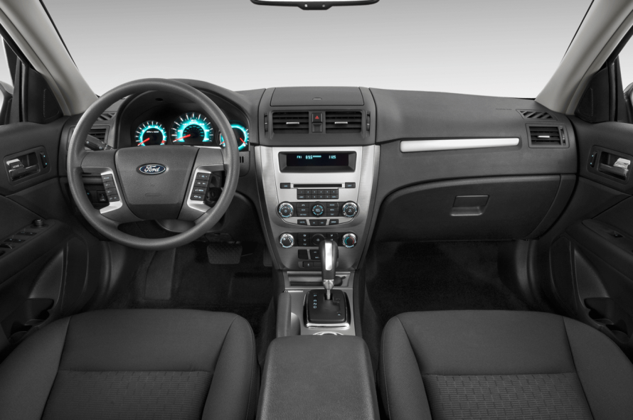 Ford Fusion 2011 салон
