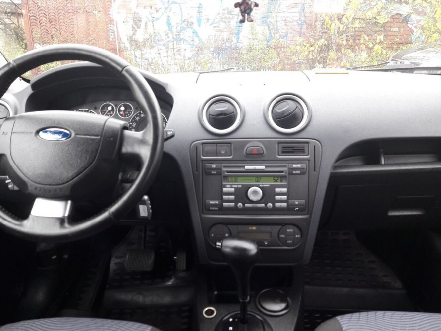 Ford Fusion 2008 салон