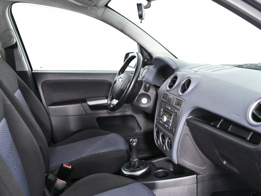 Ford Fusion 2008 салон