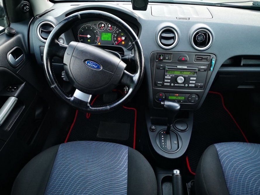 Ford Fusion 2006 салон