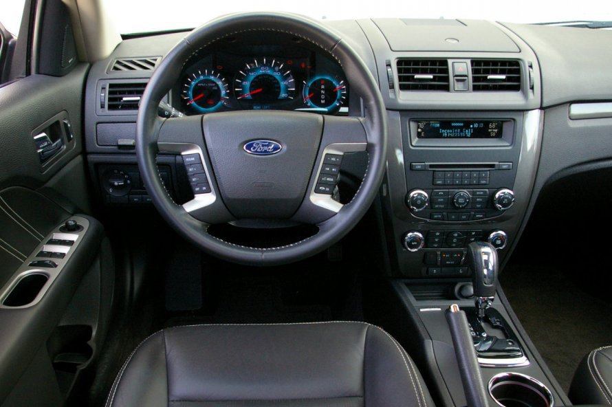 Ford Fusion 2010 Interior