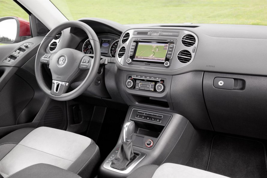 Volkswagen Tiguan 2014 салон