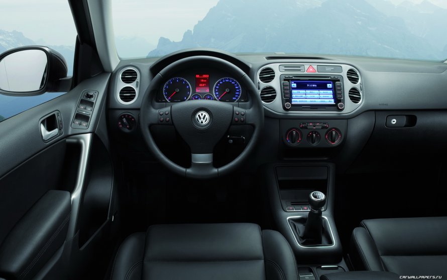 Volkswagen Tiguan 2008 салон