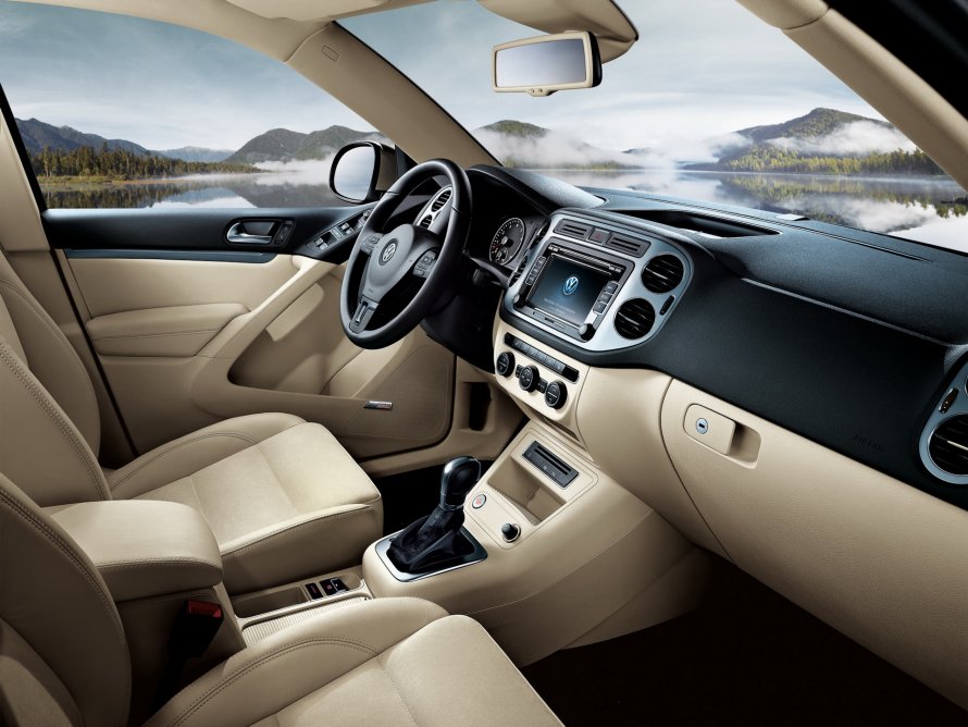 Volkswagen Tiguan 2015 салон