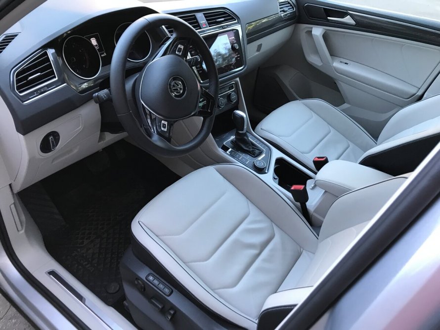 Tiguan 2021 белый салон