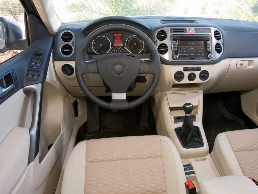 Tiguan 2008 салон