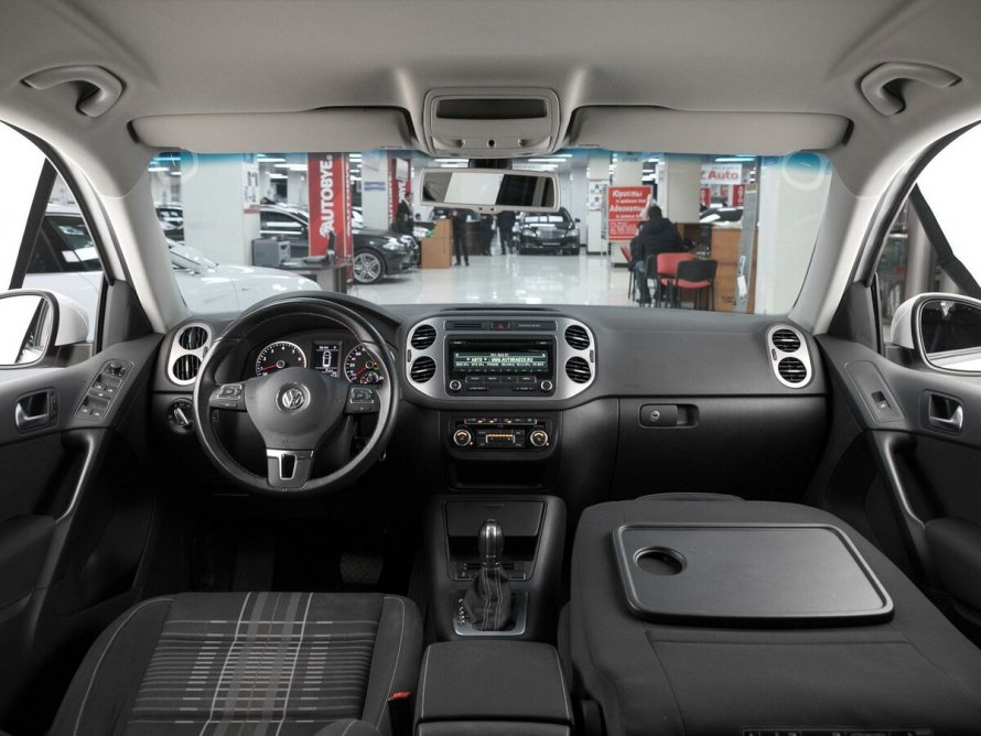 Volkswagen Tiguan 1 Рестайлинг салон