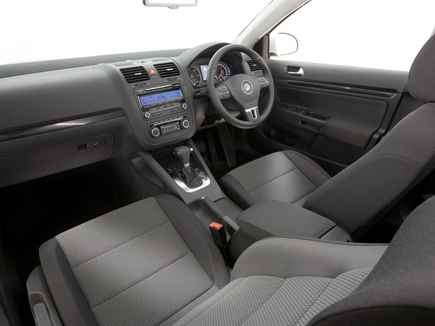 Volkswagen Jetta 2010 салон