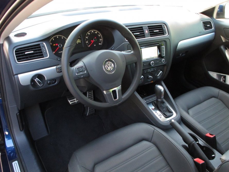 Volkswagen Jetta 2015 Interior